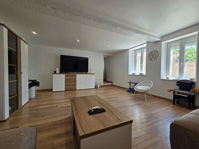 Maison Mornac 6 pièce(s) 180 m2