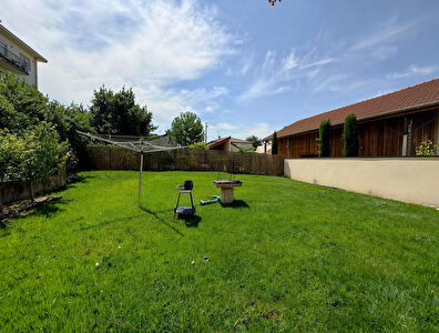 Maison Soyaux 8 pièce(s) 155 m2