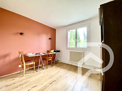 Maison de 100m2 avec 2 garages proche des commodités