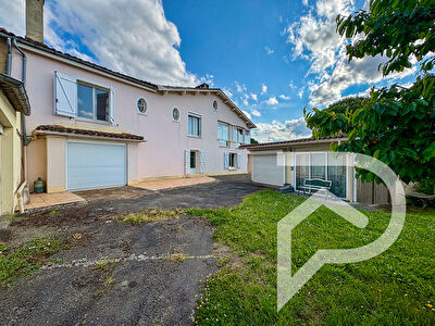 Maison spacieuse avec garages et un T2 indépendant - Auch Basse Ville, proche gare