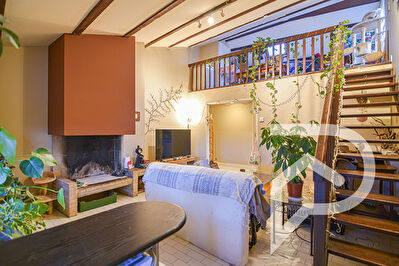 Appartement de 3 pièces au dernier étage, vendu loué
