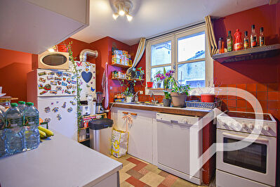 Appartement de 3 pièces au dernier étage, vendu loué