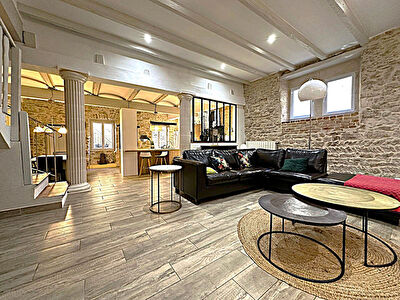 Maison Bagnols sur Cèze - 6 pièces - 215 m²