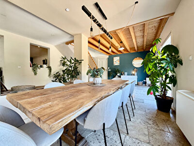 Maison Bagnols Sur Cèze - 7 pièces - 220 m²