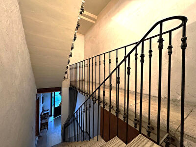 Maison Bagnols sur Cèze - 4 pièces - 153 m² + Plateau 65 m²