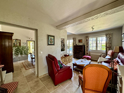 Maison Bagnols Sur Cèze - 7 pièces- 153 m²
