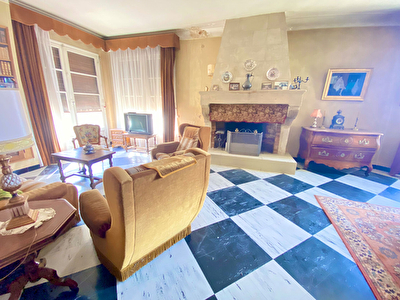Appartement Pont St Esprit - 6 pièces - 154 m²
