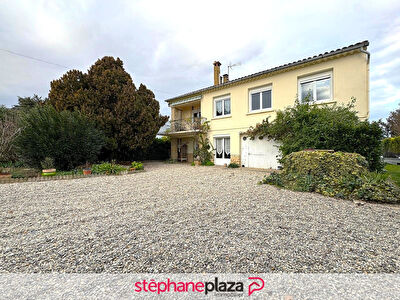 Maison Connaux - 7 pièces - 132 m² + 74 m² de garages