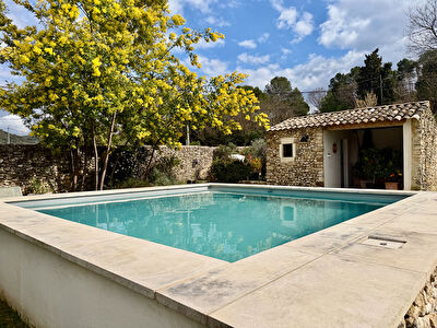 Mas St André De Roquepertuis - 5 pièces - 140 m²