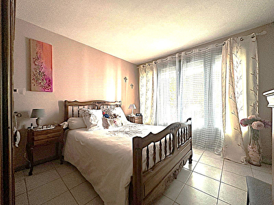 Appartement avec ascenseur Bagnols Sur Cèze - 4 pièces - 91 m²