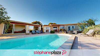 Villa - 5 pièces - 133 m² + Pool-house 21 m²