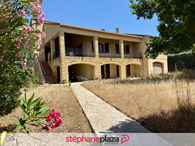 Maison Bagnols Sur Ceze - 9 pièces - 264 m²