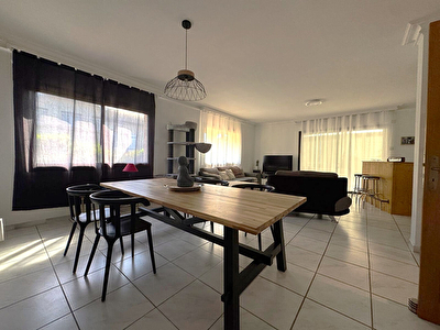 Maison Bagnols sur Cèze - 7 pièces - 194 m²