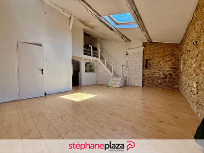 Appartement + Studio Bagnols sur Cèze - 5 pièces - 130 m²