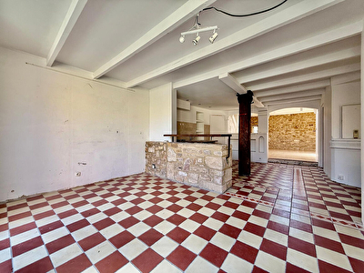 Appartement + Studio Bagnols sur Cèze - 5 pièces - 130 m²