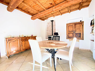 Maison St Geniès De Comolas - 6 pièces - 127m²