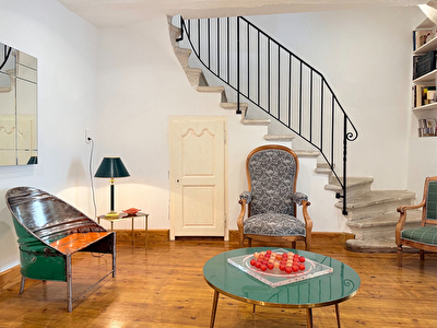 Belle maison de village avec terrasse - 4 pièces - 110m²