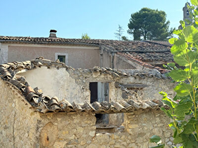 Maison à rénover Pierrelongue - 6 pièces -127 m²