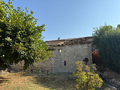 Maison à rénover Pierrelongue - 6 pièces -127 m²
