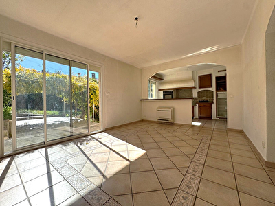 Maison Bagnols-sur-Cèze - 5 pièces - 86 m² + Garage