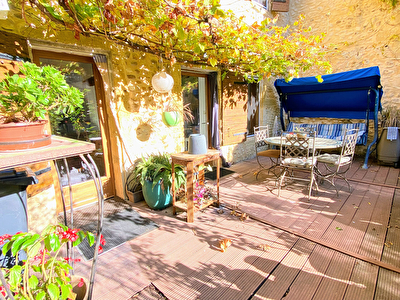 Maison St Geniès De Comolas - 6 pièces - 125m²