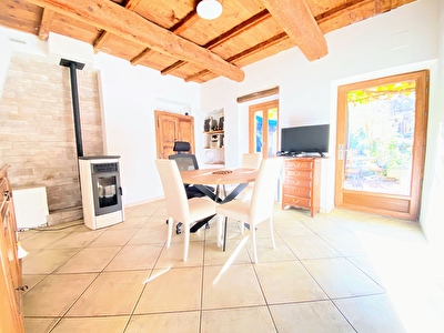 Maison St Geniès De Comolas - 6 pièces - 125m²