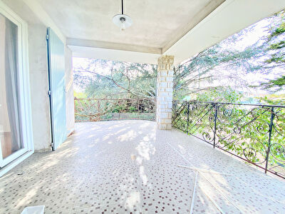 Maison Tresques - 8 pièces - 194 m²