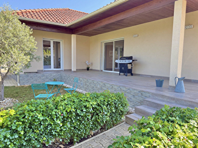 Maison contemporaine avec piscine Bouchet - 5 pièces - 116 m²