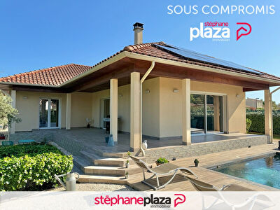 Maison contemporaine avec piscine Bouchet - 5 pièces - 116 m²
