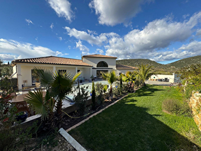 Maison St Andre De Roquepertuis - 6 pièces- 140m² + Piscine
