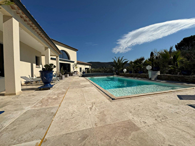 Maison St Andre De Roquepertuis - 6 pièces- 140m² + Piscine