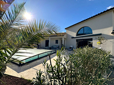 Maison St Andre De Roquepertuis - 6 pièces- 140m² + Piscine