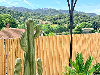 Appartement proche Vaison la Romaine - 3 pièces - 67m²