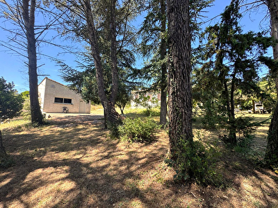 Maison Saint-Michel-d'Euzet - 6 pièces - 119 m² + Appartement de 43 m²