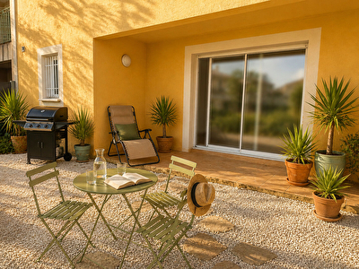 Maison Bouchet - 4 pièces - 93m² avec garage, parking privé et cour