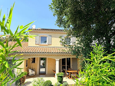 Elégante villa provençale - Saint Paul Trois Chateaux - 5 pièces -121m²