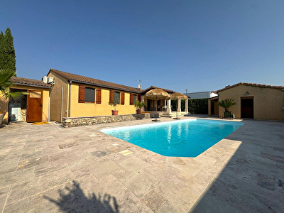 Maison St Julien Les Rosiers - 7 pièces - 105 m² + Gîte 36 m²  + Piscine