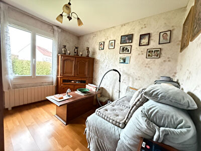 MAISON LE CHATELET EN BRIE - 4 pièce(s) - 70 m2