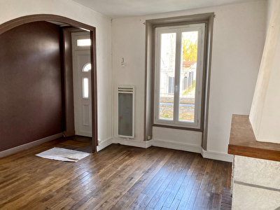Location F2 Valence en Brie