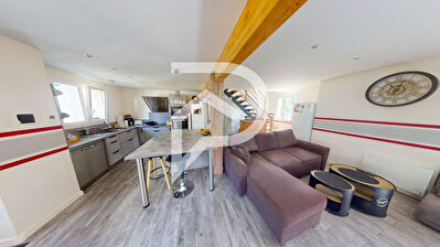 MAISON INDIVIDUELLE SECTEUR LE CHATELET - 5 pièce(s) - 120 m2