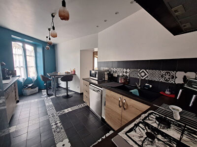 Maison Le Châtelet en brie 6 pièce(s) 180 m2
