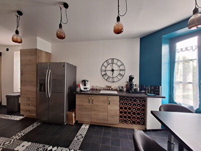 Maison Le Châtelet en brie 6 pièce(s) 180 m2