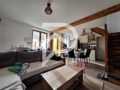 ? INVESTISSEURS et AMOUREUX de la PIERRE : Maison avec Double Revenu Locatif Assuré !