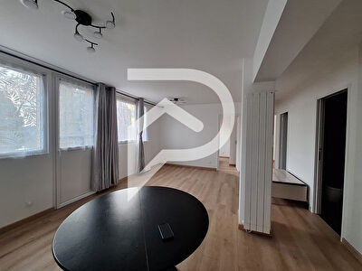 APPARTEMENT 4 PIECES  AVEC BALCON