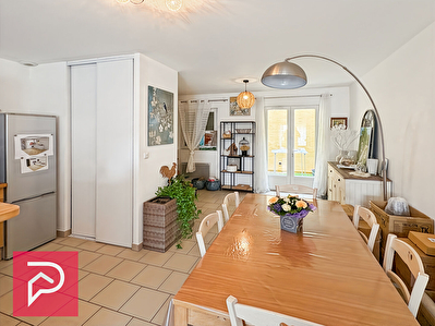Maison centre ville dans résidence privée - Bernay