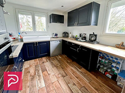 Maison avec superbe environnement
