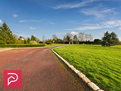 Propriété Normande avec terrain de 1.4 hectare