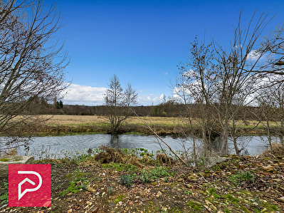Propriété entièrement rénovée entre BERNAY / BEAUMONT-LE-ROGER