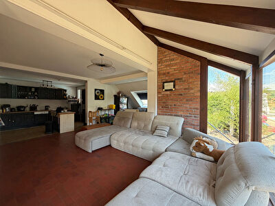 Maison Montlucon 8 pièce(s) 172 m2