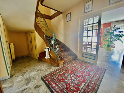 Appartement duplex Montlucon 6 pièce(s) 168.33 m2 avec terrasse